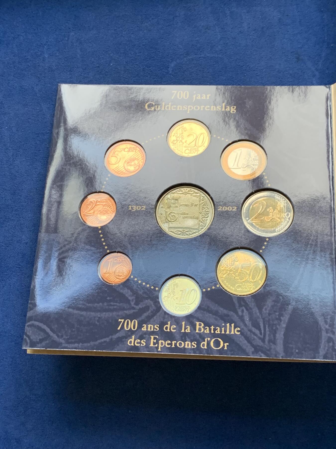 《竞宝斋》第299场- 周日，周一  2场连拍 （全场包邮） 2002年比利时套币 带一枚章