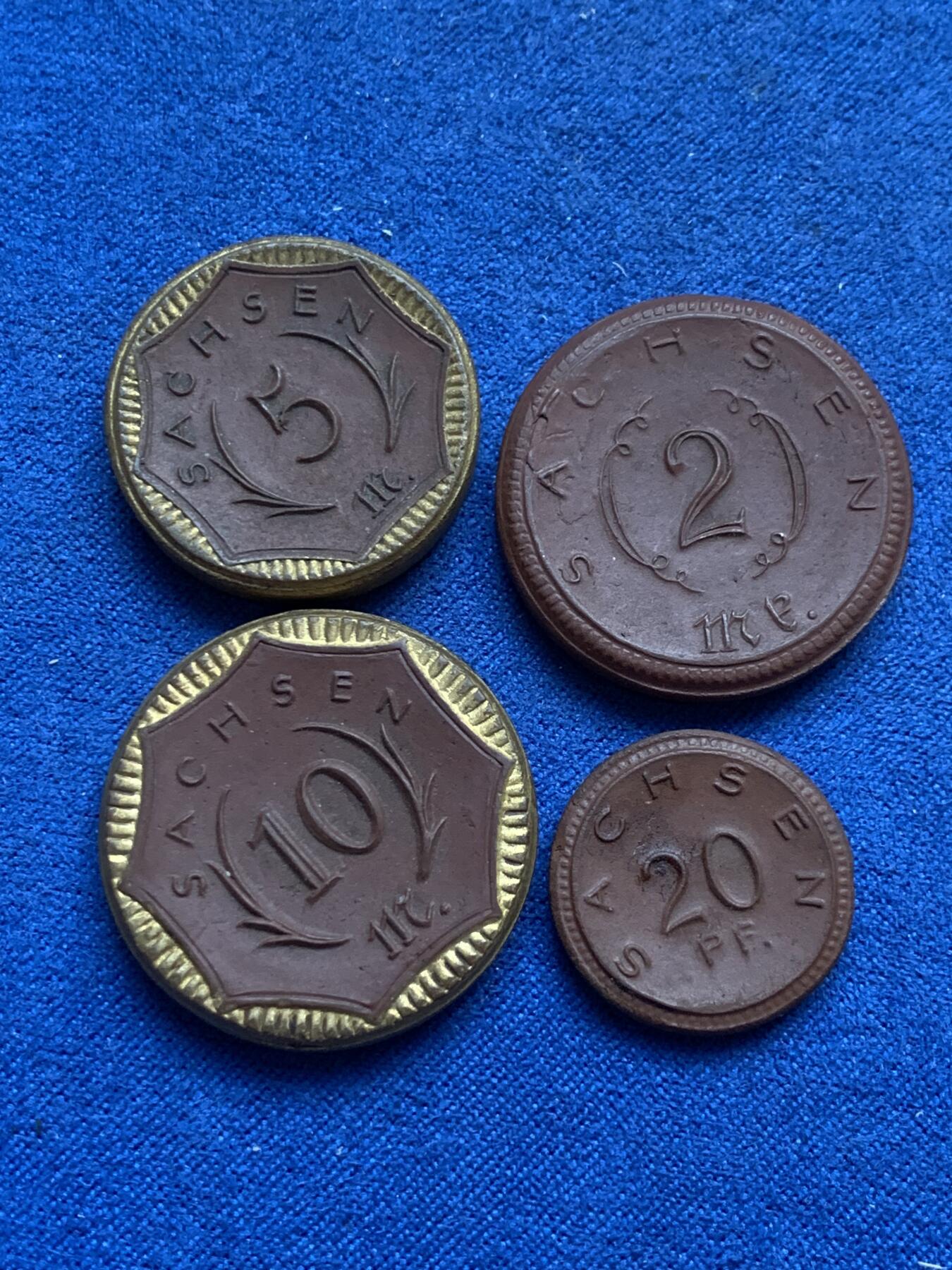 《竞宝斋》第299场- 周日，周一  2场连拍 （全场包邮） 4枚一组 德国1921年萨克森陶币 经典品种，高浮雕