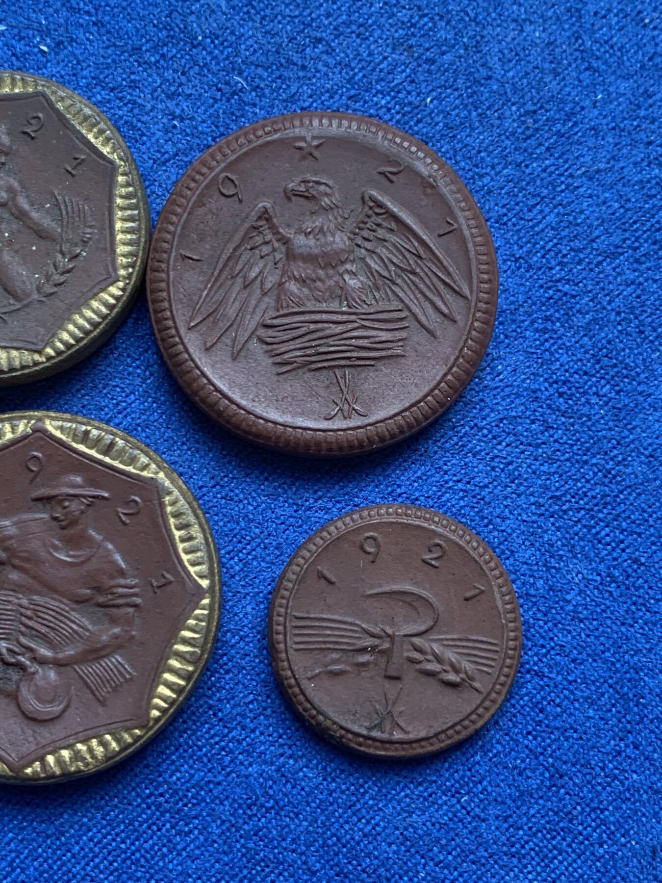 《竞宝斋》第299场- 周日，周一  2场连拍 （全场包邮） 4枚一组 德国1921年萨克森陶币 经典品种，高浮雕