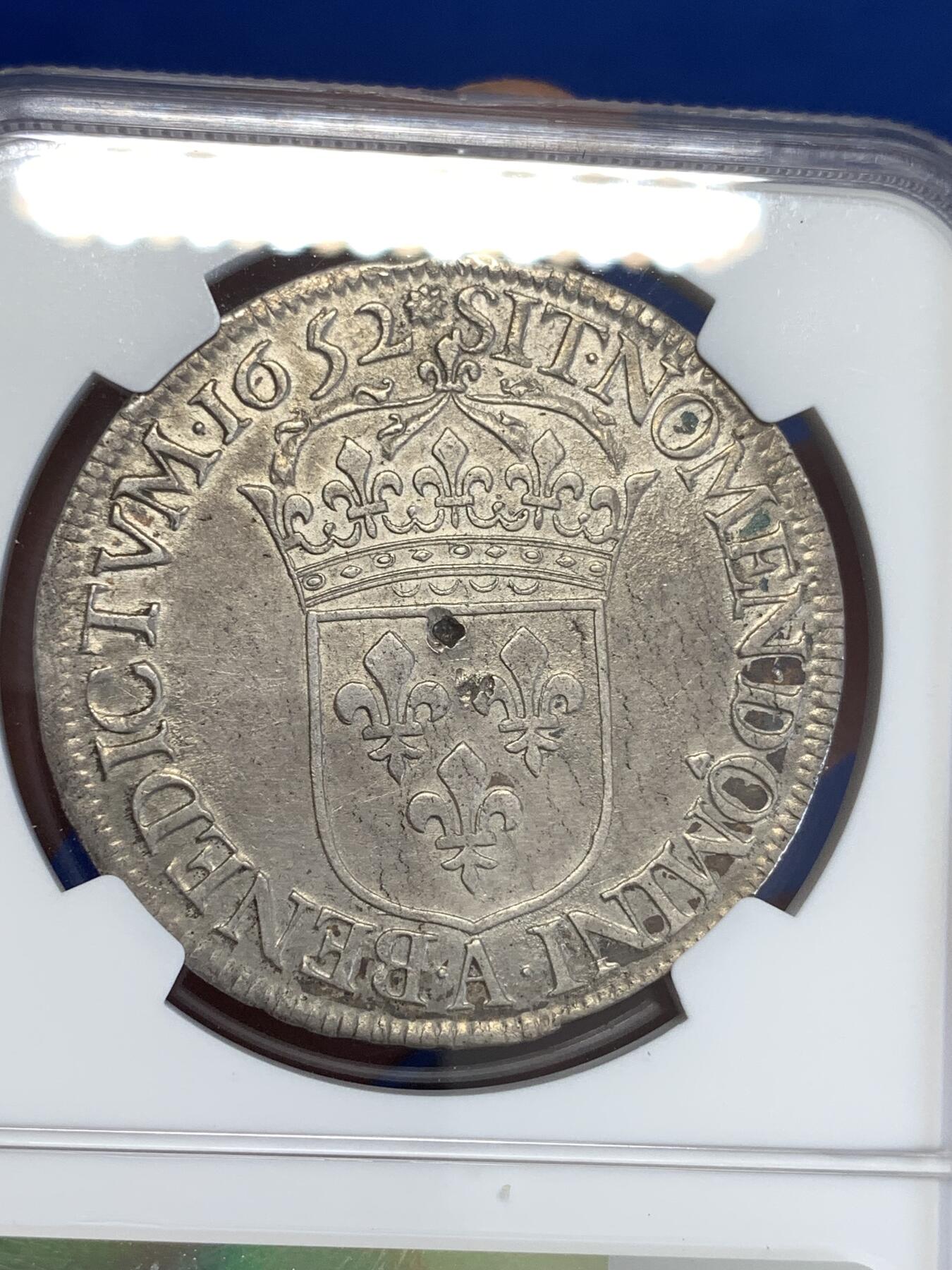 《竞宝斋》第299场- 周日，周一  2场连拍 （全场包邮） NGC AU 法国 1652年A版 路易十四 太阳王 年轻头像 埃居大银币 打制清晰 细节见图