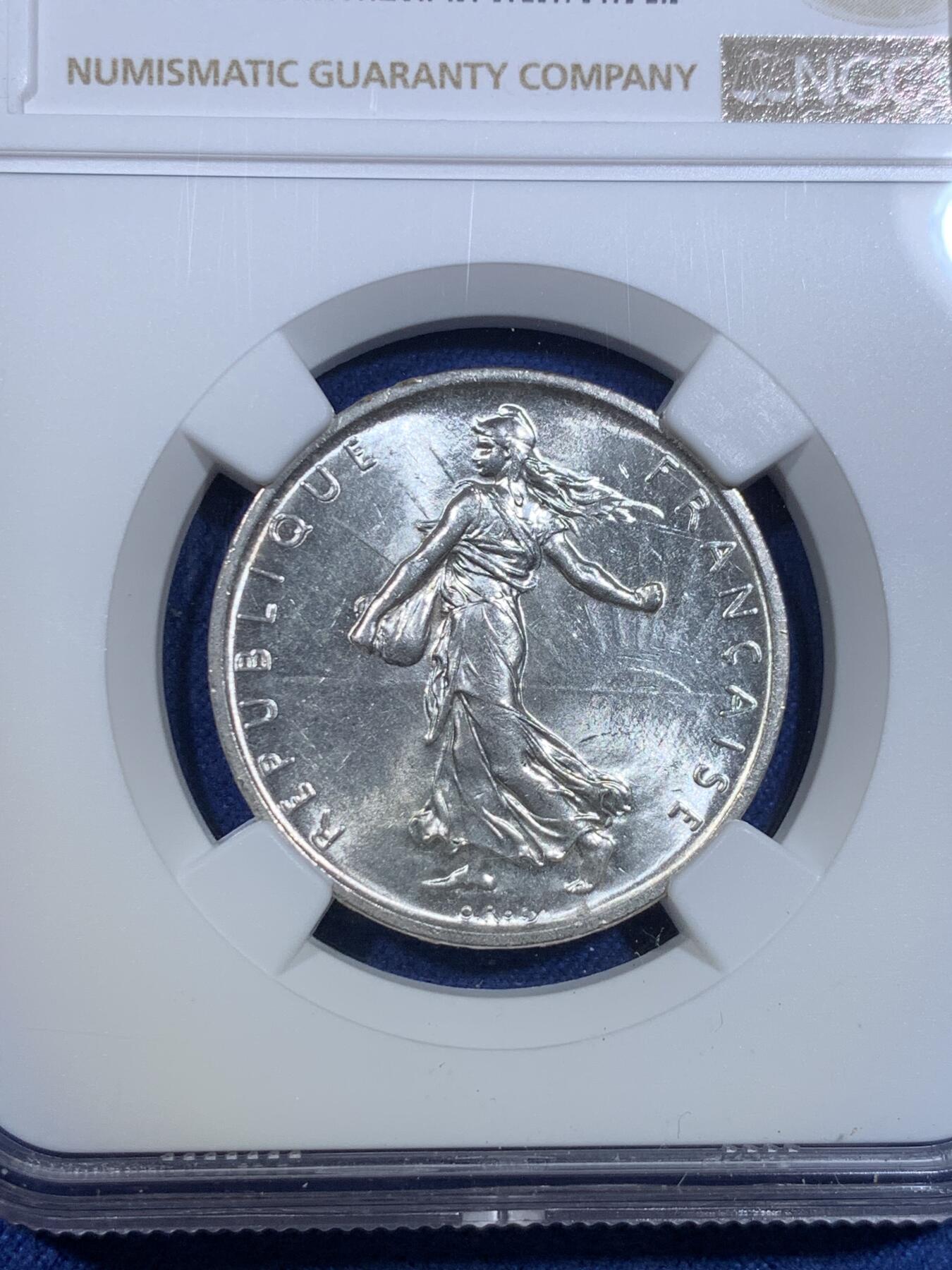 《竞宝斋》第299场- 周日，周一  2场连拍 （全场包邮） NGC MS62 法国1960年播种女神5法郎银币