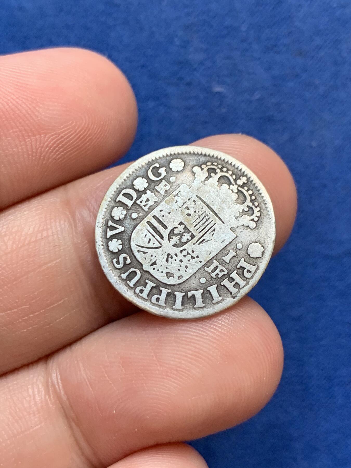 《竞宝斋》第299场- 周日，周一  2场连拍 （全场包邮） 1740年西班牙本土1瑞尔银币  少见