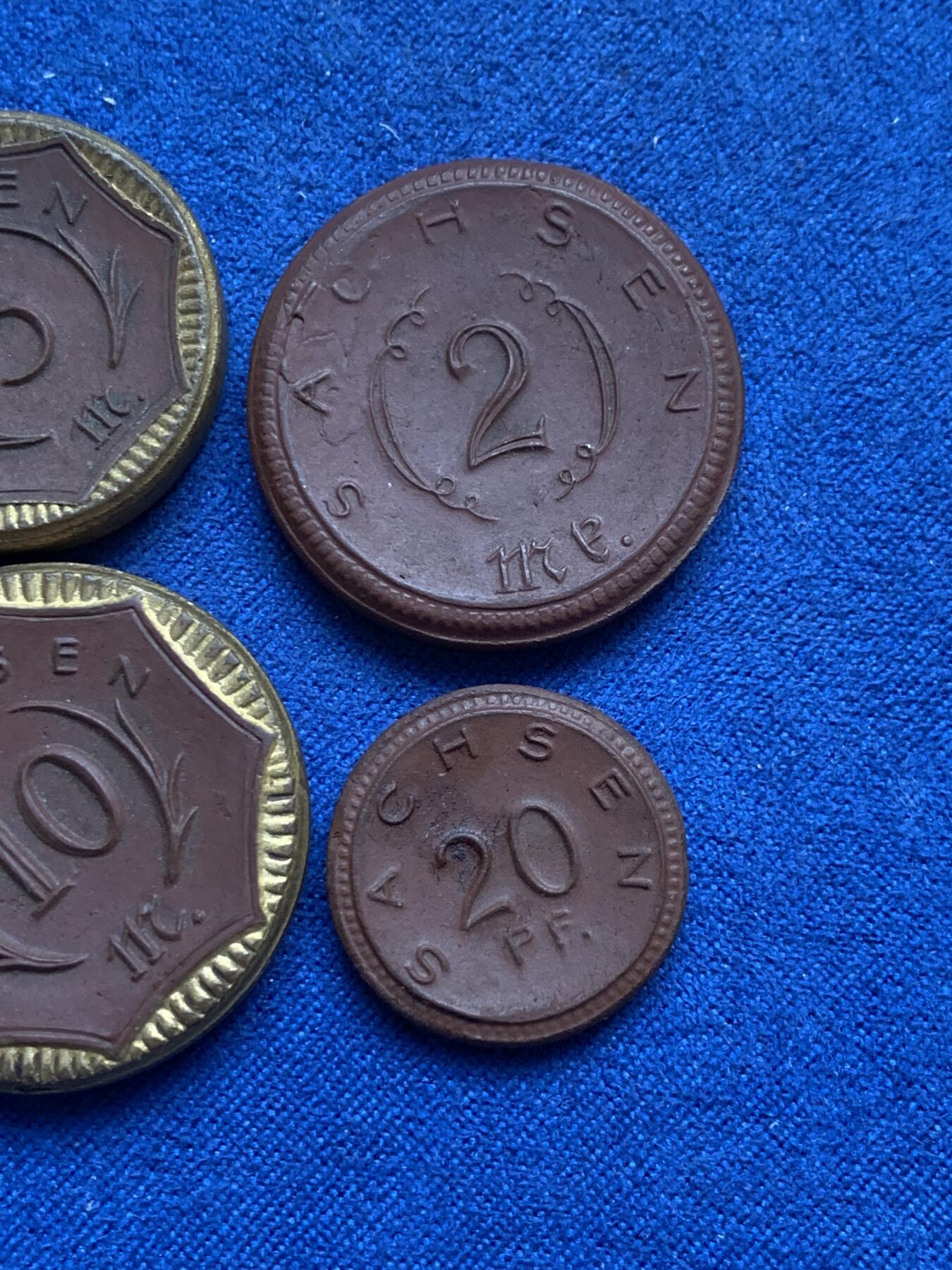 《竞宝斋》第299场- 周日，周一  2场连拍 （全场包邮） 4枚一组 德国1921年萨克森陶币 经典品种，高浮雕