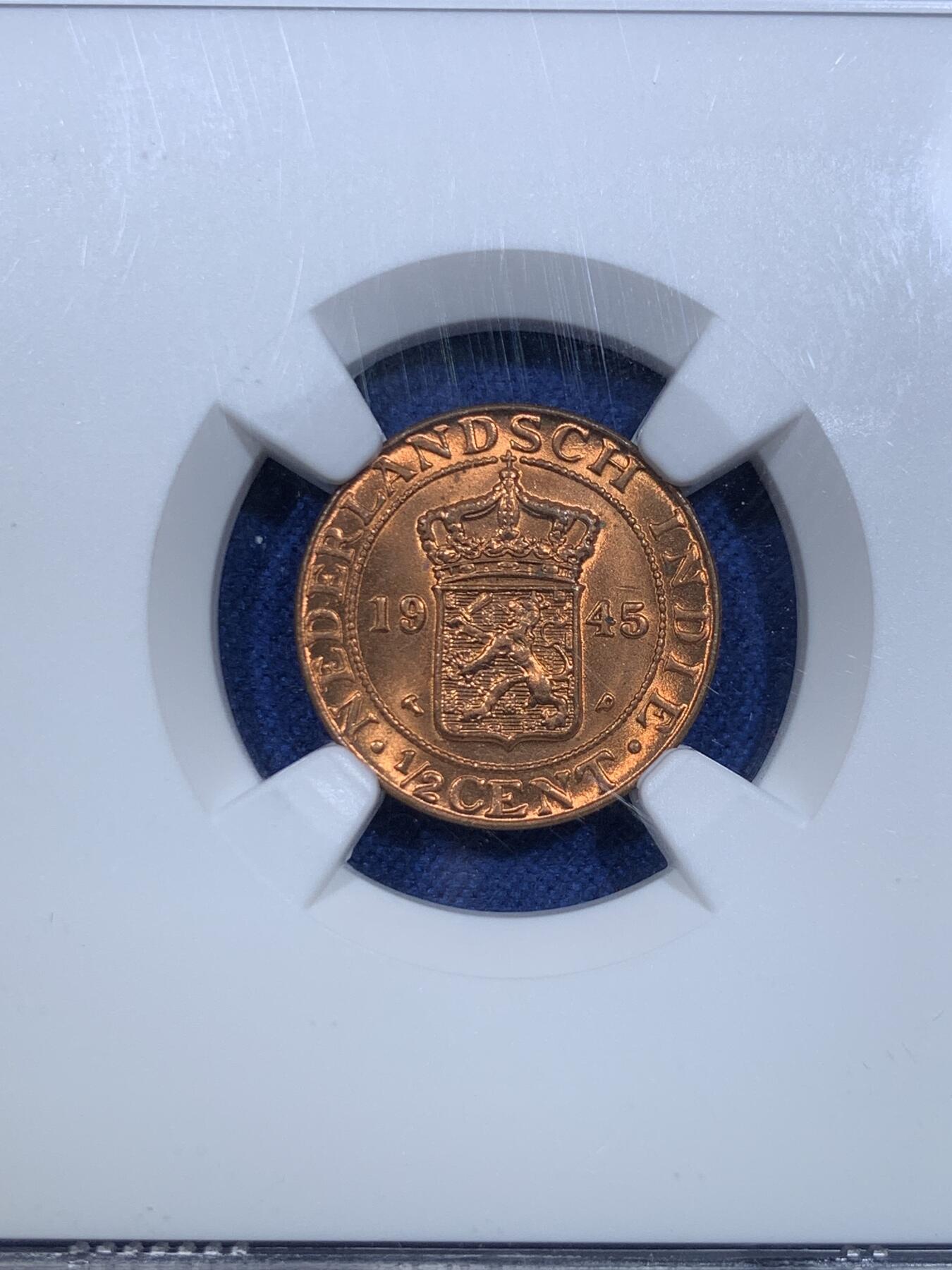 《竞宝斋》第299场- 周日，周一  2场连拍 （全场包邮） NGC MS66RD 1945年荷属东印¥140度群岛(今印尼)1/2 半分铜币 高分好品