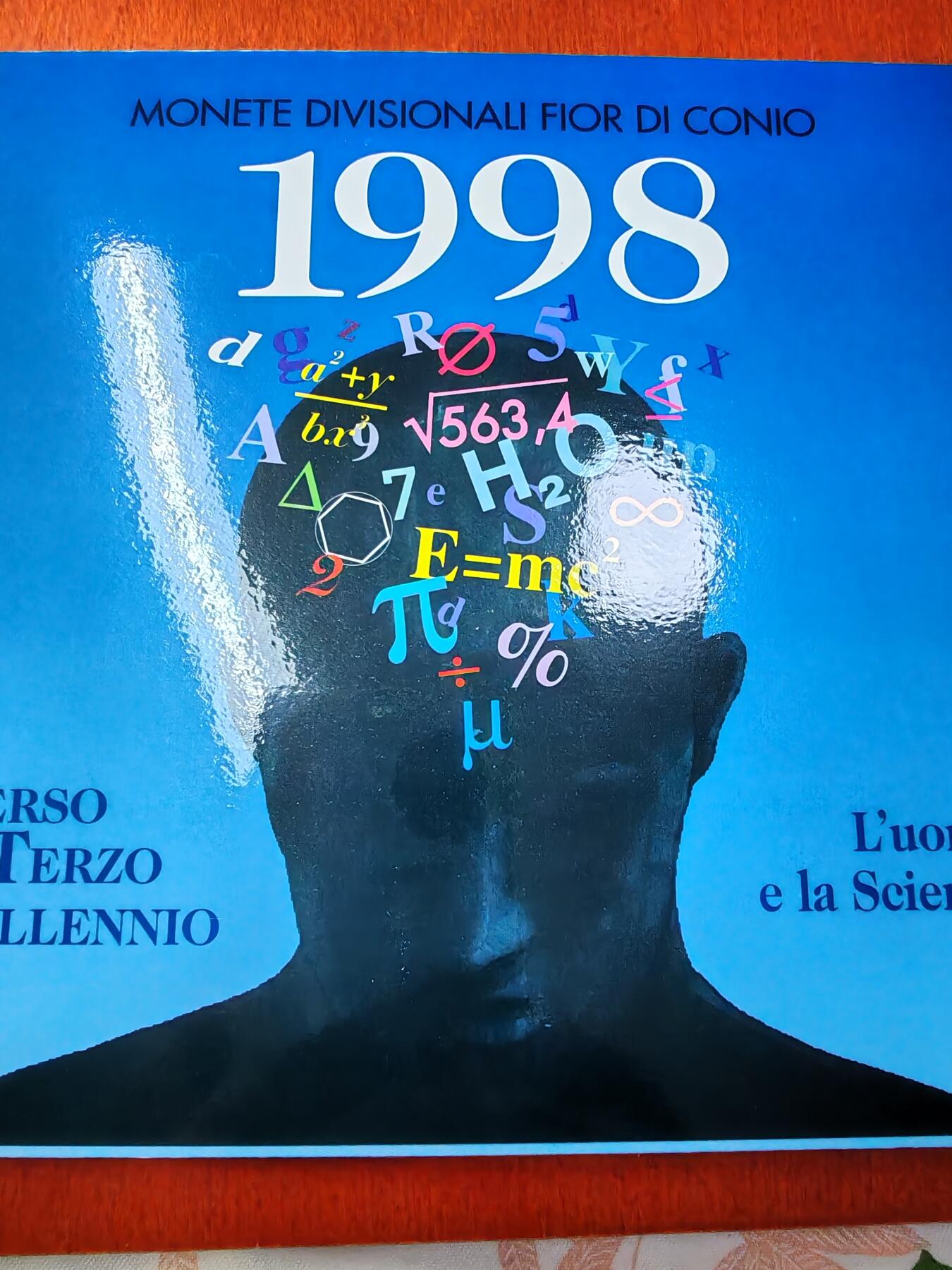 长老汇龙年精选第二十四场拍卖 1998圣马力诺8枚套币卡装，精品