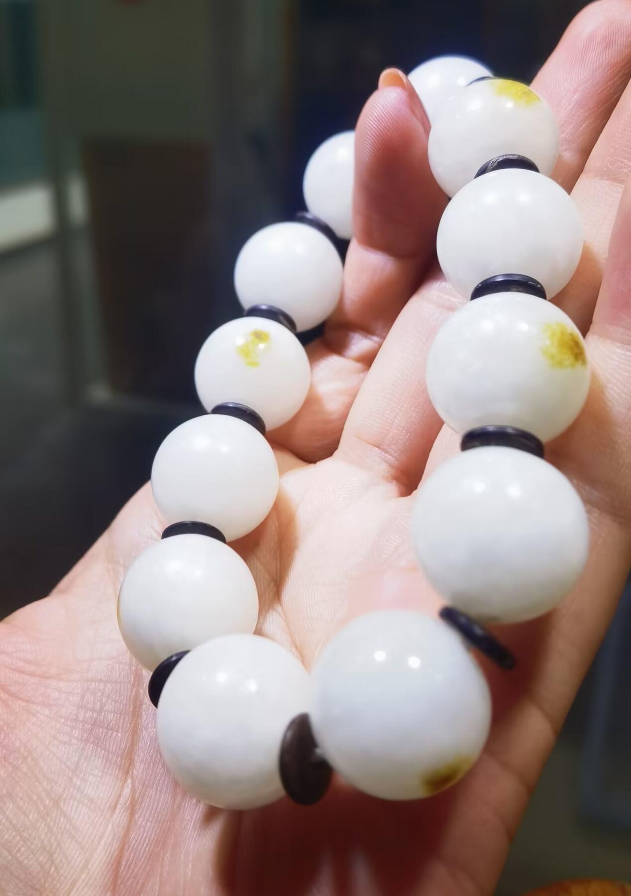 和田玉脂白级手串