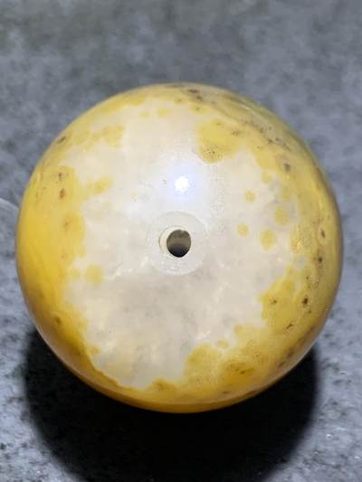 精美战国红玛瑙冰飘气泡纹大圆珠一颗！ 精美战国红玛瑙冰飘气泡纹大圆珠一颗！