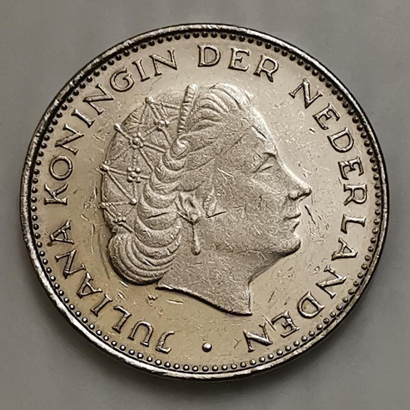 海外回流1元起拍小铺 各国钱币散币场 第15期 荷兰1979年乌德勒支同盟四百年2.5盾 朱莉安娜女王头像纪念币