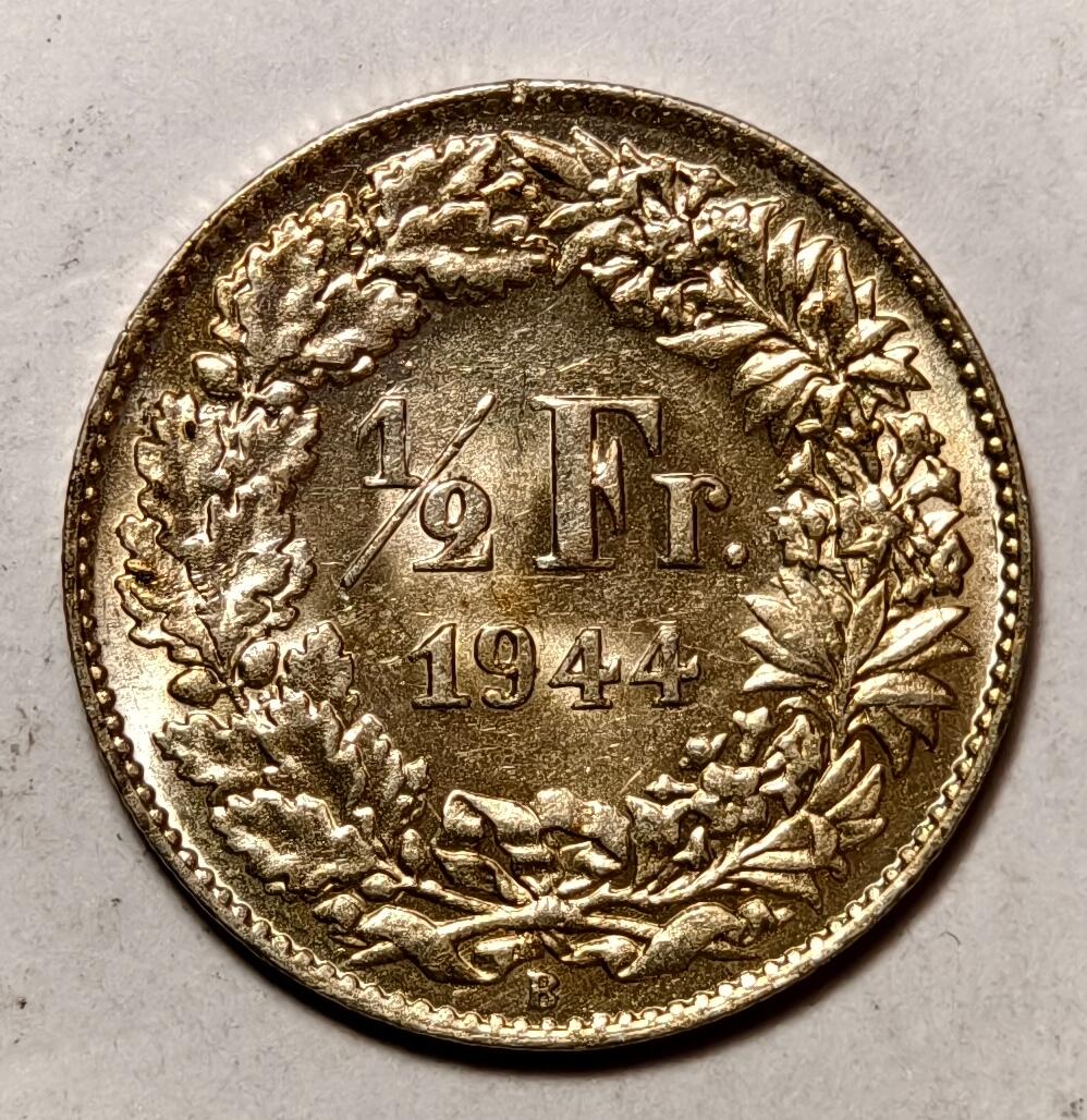 紫瑗钱币——第410期 瑞士 1944年 B版 赫尔维蒂亚 1/2法郎 2.5克 0.835银