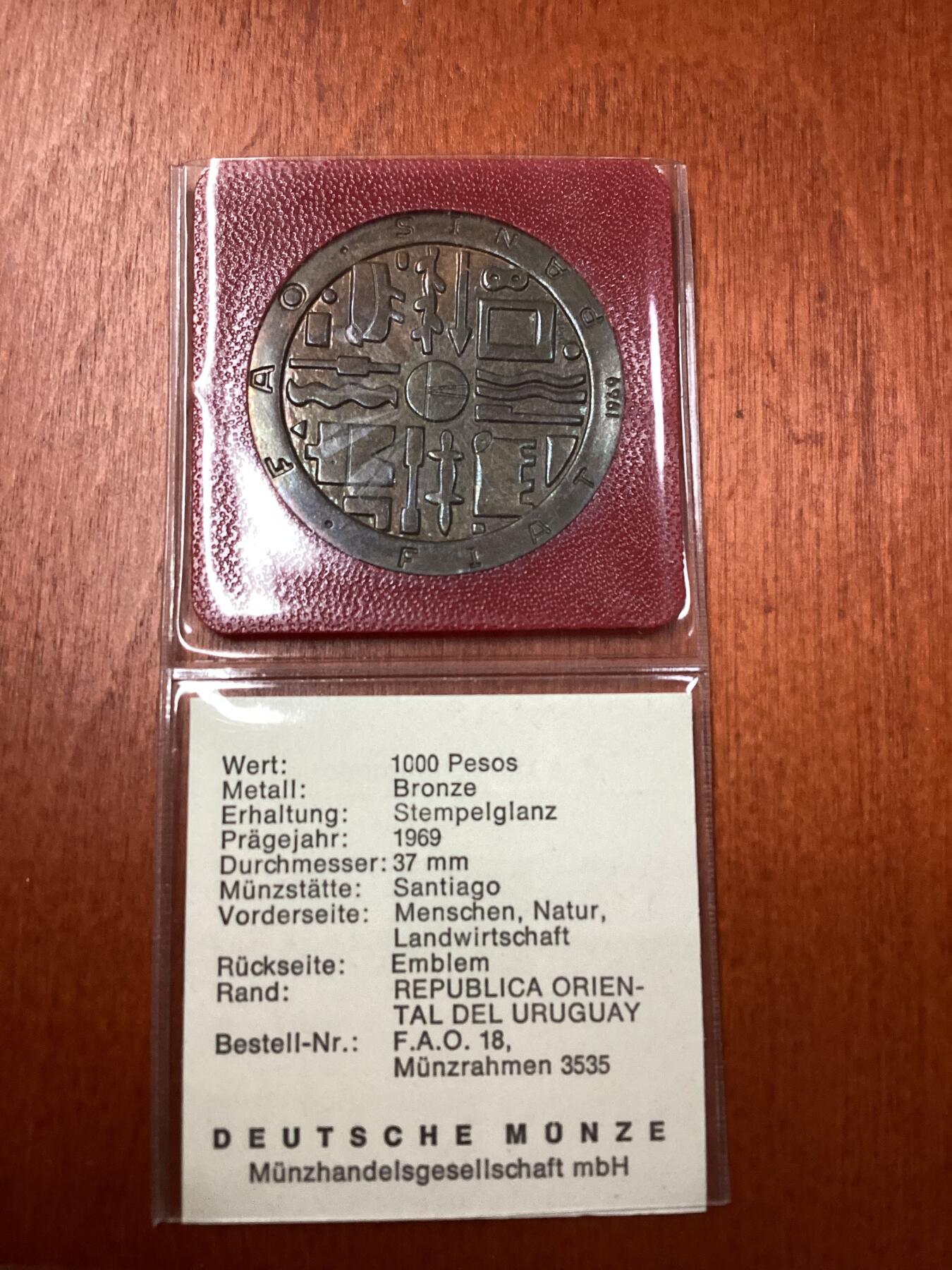 长老汇龙年精选第二十四场拍卖 1969乌拉圭fao1000比索铜币，带说明纸，1.1万枚