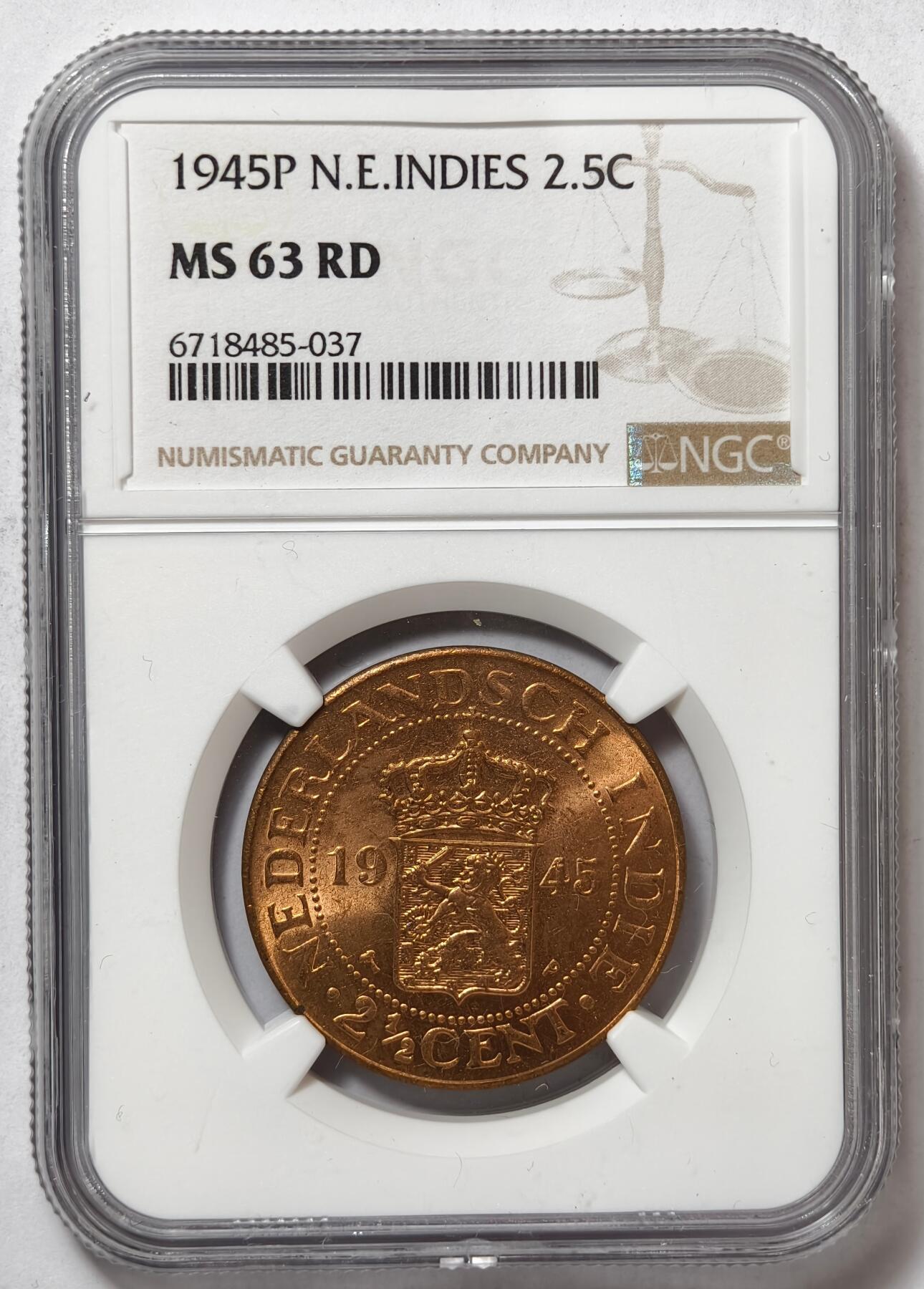紫瑗钱币——第428期 荷属东印度 1945年 P版 2.5分 铜币 NGC MS63 RD
