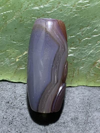 精美亚光高玉化巴西玛瑙手工俏色巧雕连中三元桶珠一个 精美亚光高玉化巴西玛瑙手工俏色巧雕连中三元桶珠一个