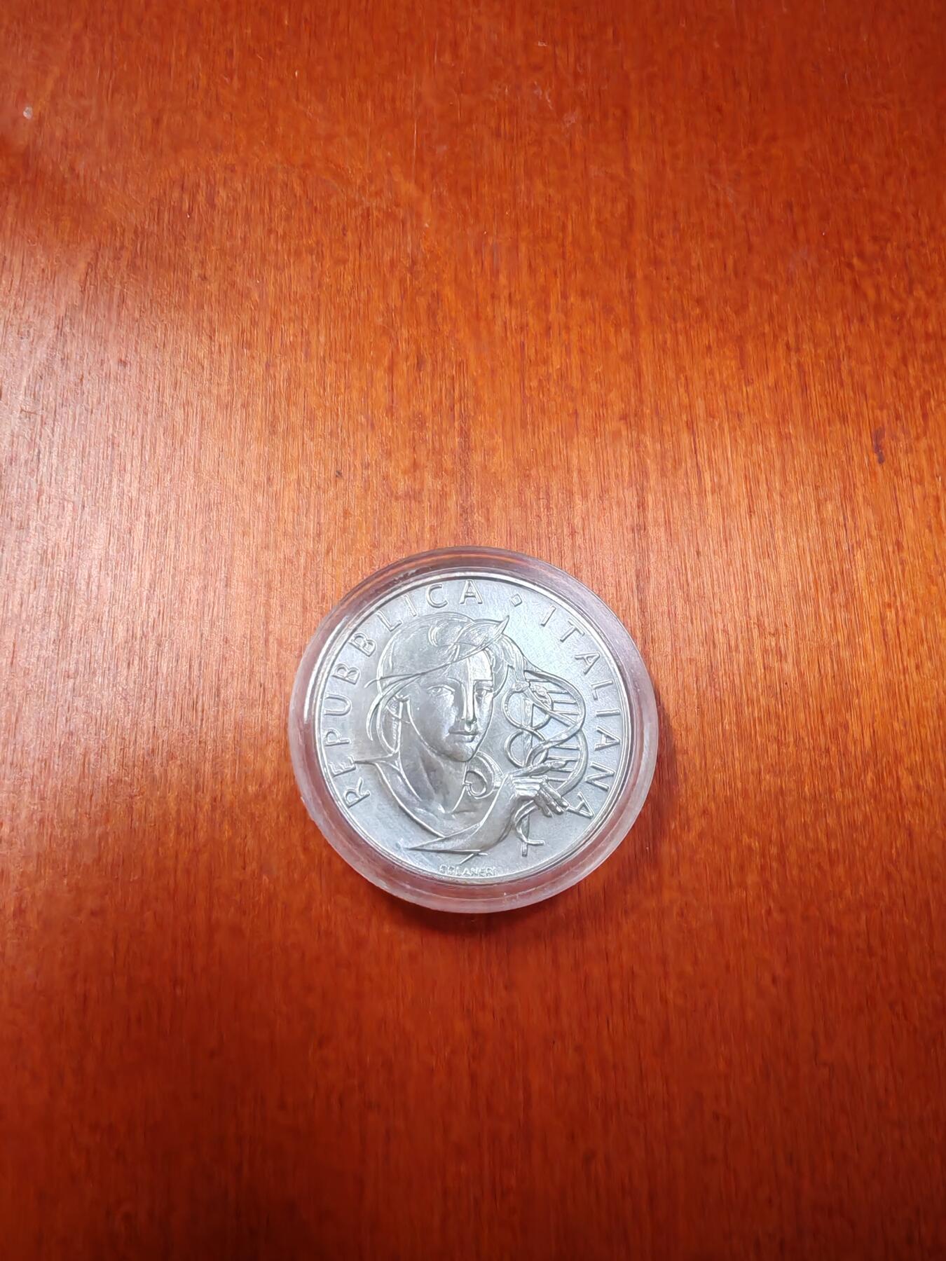 长老汇龙年精选第二十四场拍卖 1989意大利抗癌500里拉银币，盒证全，4.6万枚
