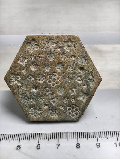 首期新疆小崔一钱币邮票杂件拍卖 - 清代饰品打制铜模具