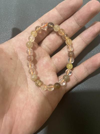 古冰库章牌勋赏收藏0起拍卖 - 水晶手链，可以送给女同学