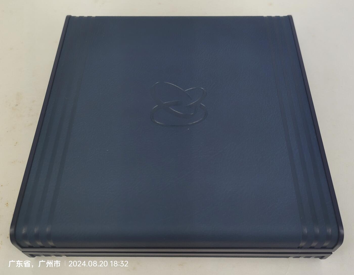 2021年版熊猫纯银150克纪念币