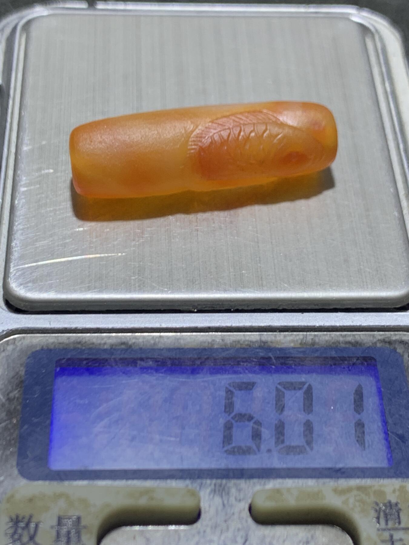精美亚光高玉化缠丝玛瑙手工雕刻鲤鱼桶珠一颗