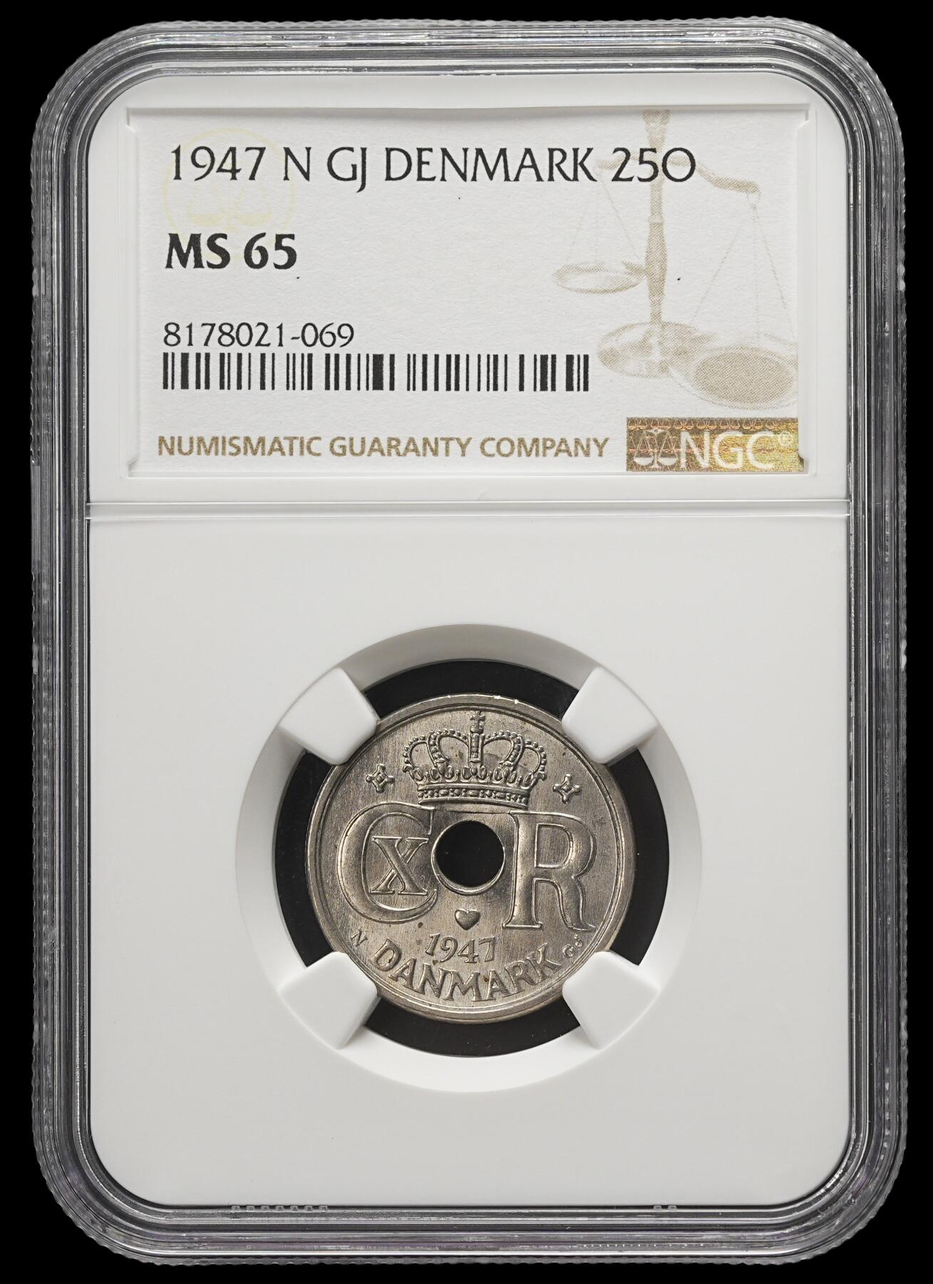 修遠堂世界钱币第三十七期 全场包邮 NGC MS65 1947年丹麦25欧尔