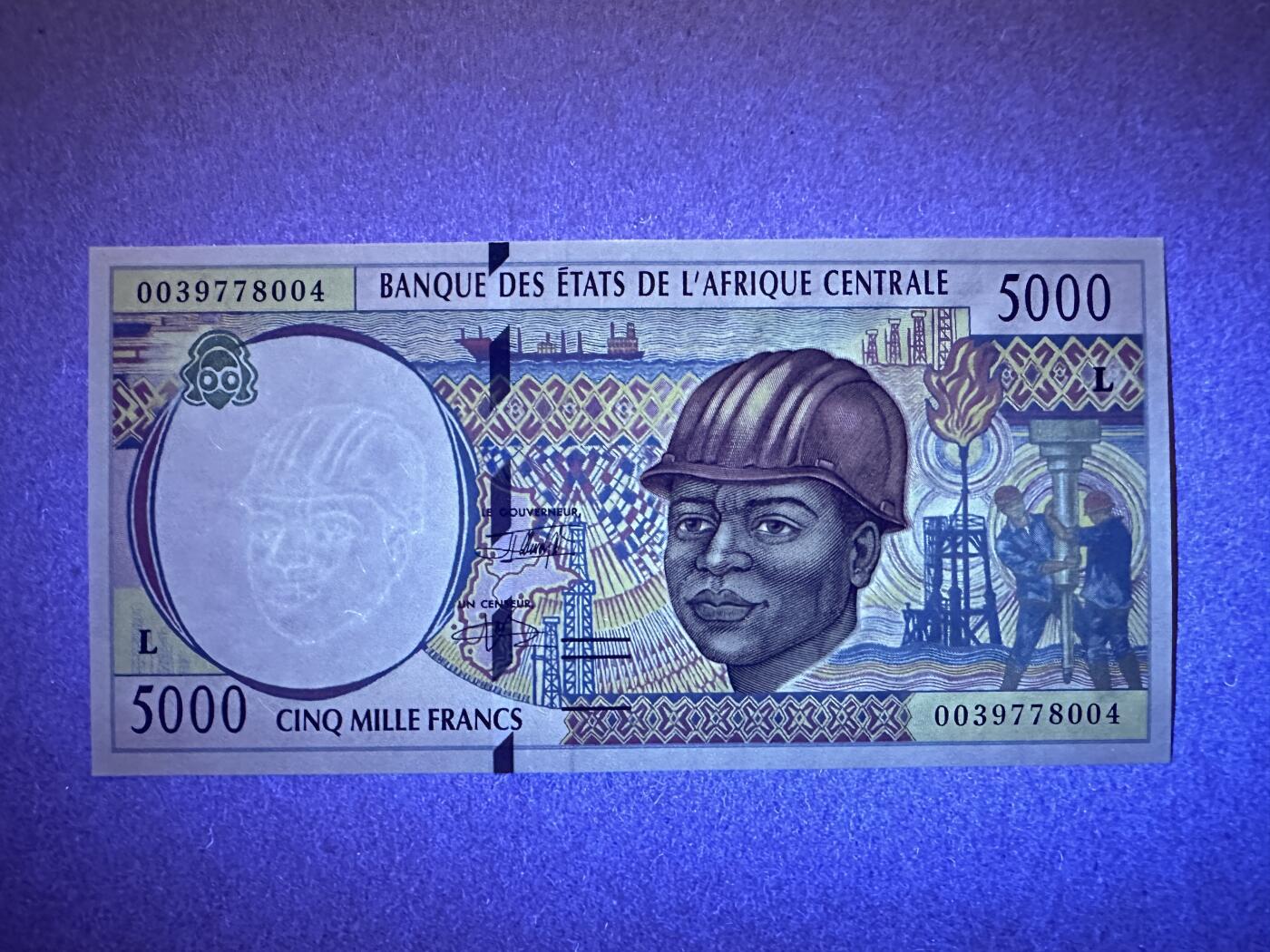 《张总收藏》164期-周日外币超精品 中非法郎5000法郎 UNC 1993-2001年 加蓬版
