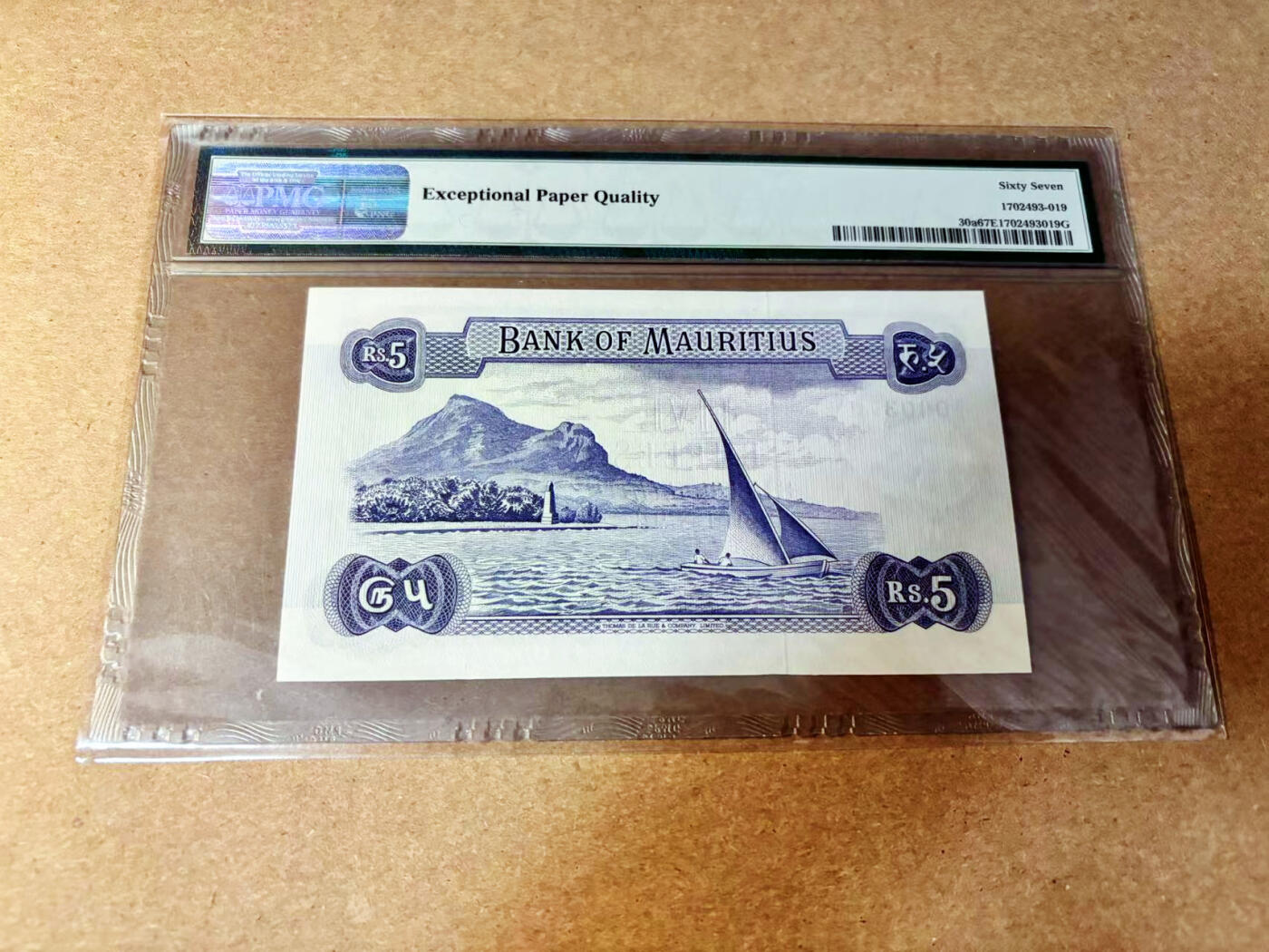 【Blue Auction】✨世界纸币精拍第532期【精】 【A/1首发冠 370小号】毛里求斯 1967年5卢比 戎装女王  PMG67EPQ 高分