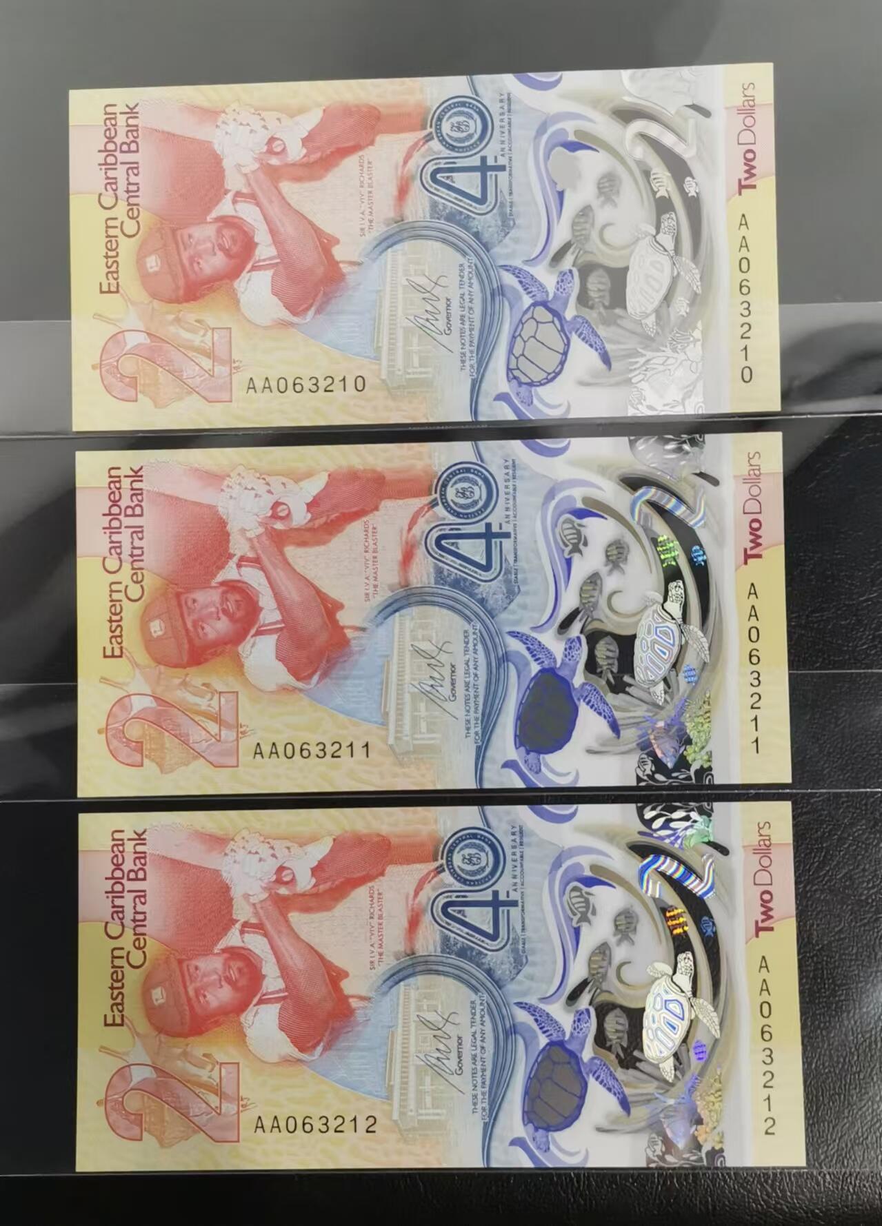 《张总收藏》164期-周日外币超精品 (3张首发UNC无47)东加勒比2023年2元AA0冠万位号UNC IBNS获奖钞 货主送拍最后3张
