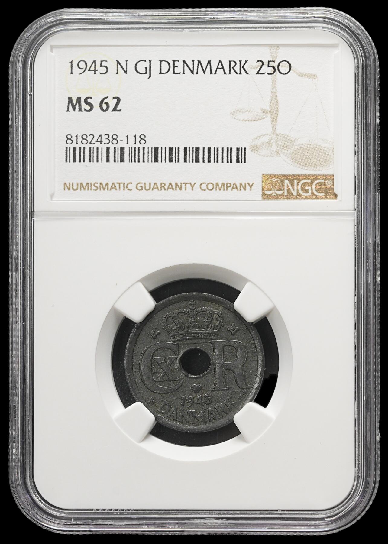 修遠堂世界钱币第三十七期 全场包邮 NGC MS62 1945年丹麦25欧尔锌币 锌易腐蚀有分难