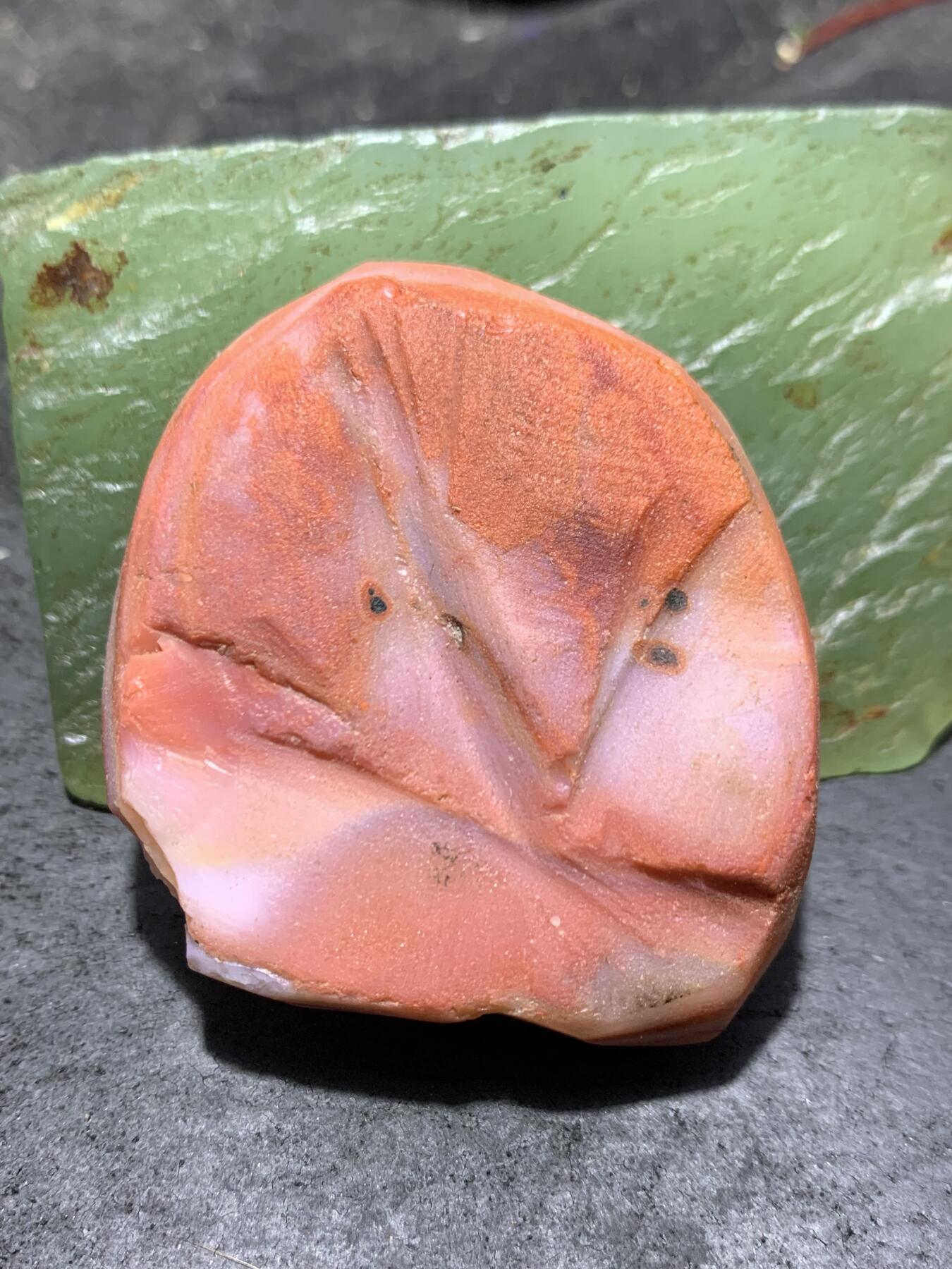 精美南红玛瑙明料原石一颗，