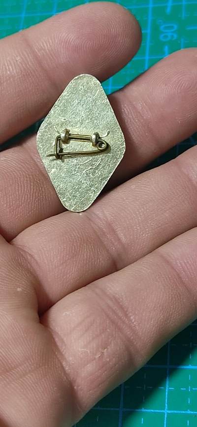 毛主席像章、徽章拍场，都是精品小章 异形花盆章🔥🔥祝毛主席万寿无疆🔥🔥毛主席像章，可佩戴