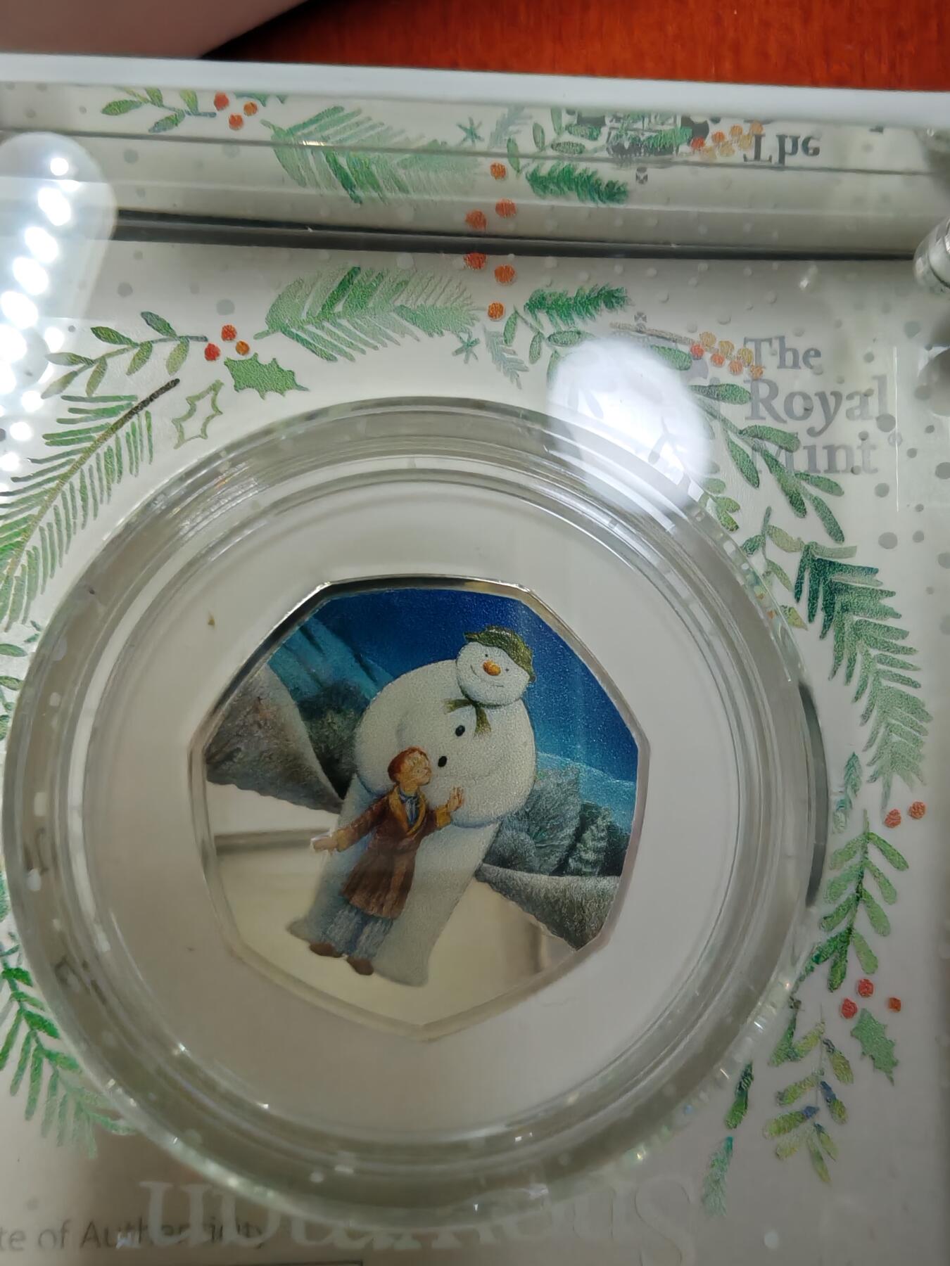长老汇龙年精选第二十七场拍卖 2019英国大白50便士彩色七边精制银币，8克925银，2.5万枚，盒证全，市场价500