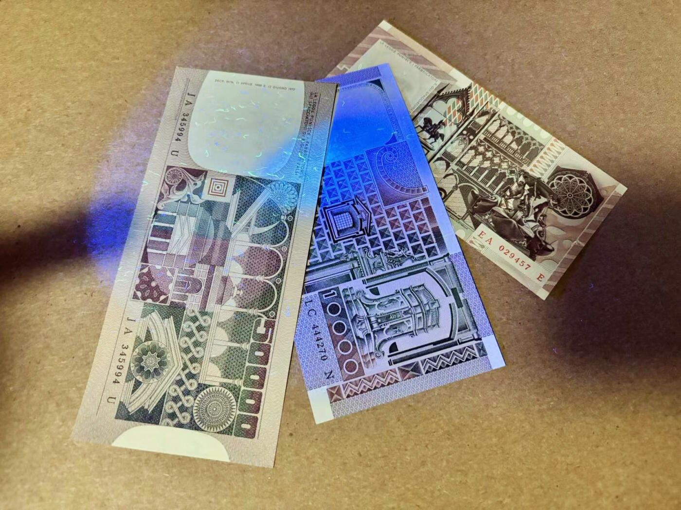 【Blue Auction】✨世界纸币精拍第533期【精】 【一组3张】意大利5000-50000里拉 UNC-/AU