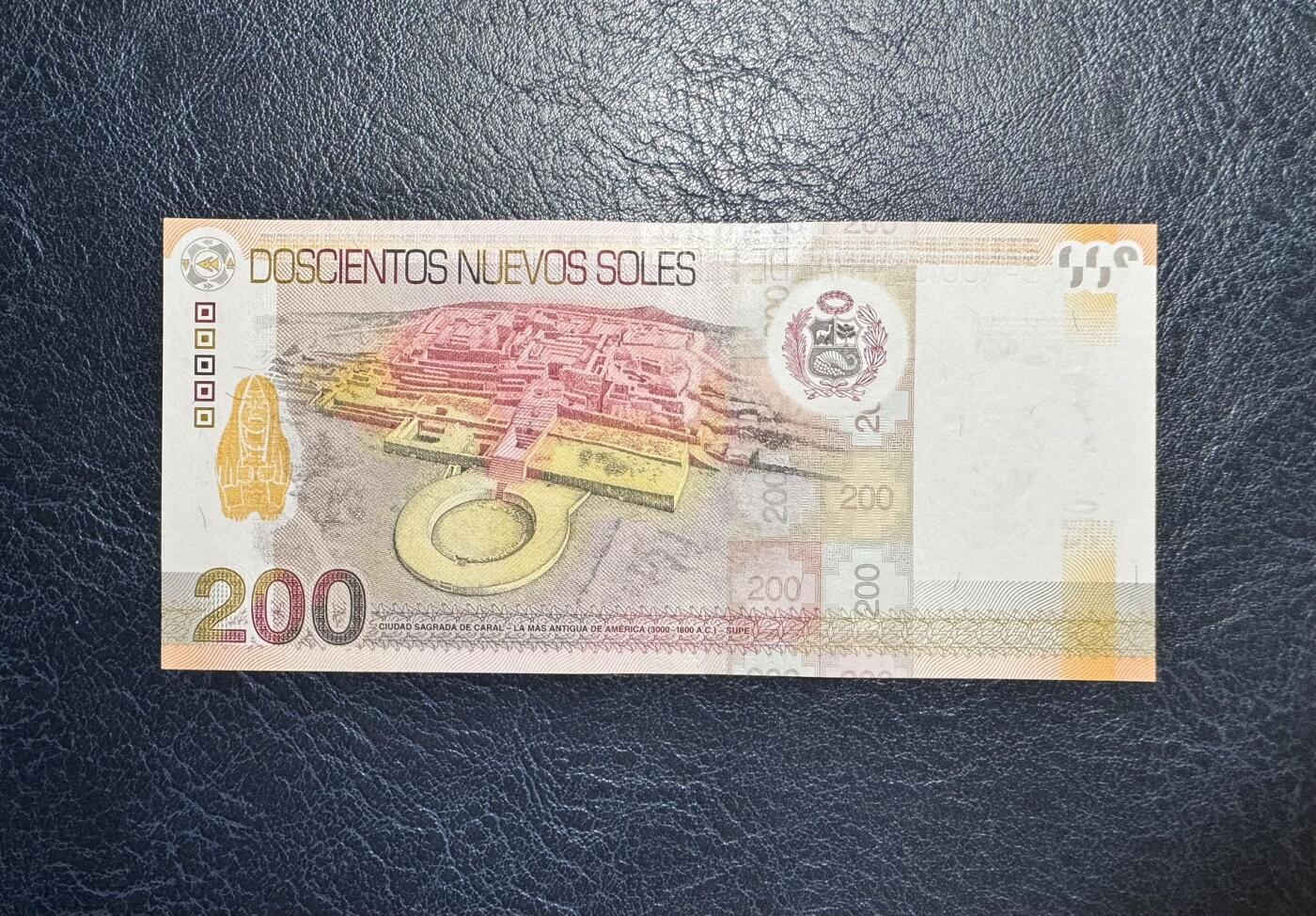 收藏联盟Quantum Auction 第371期拍卖  秘鲁2012年200索尔 品相全新UNC 美洲文明起源地——卡拉尔圣城