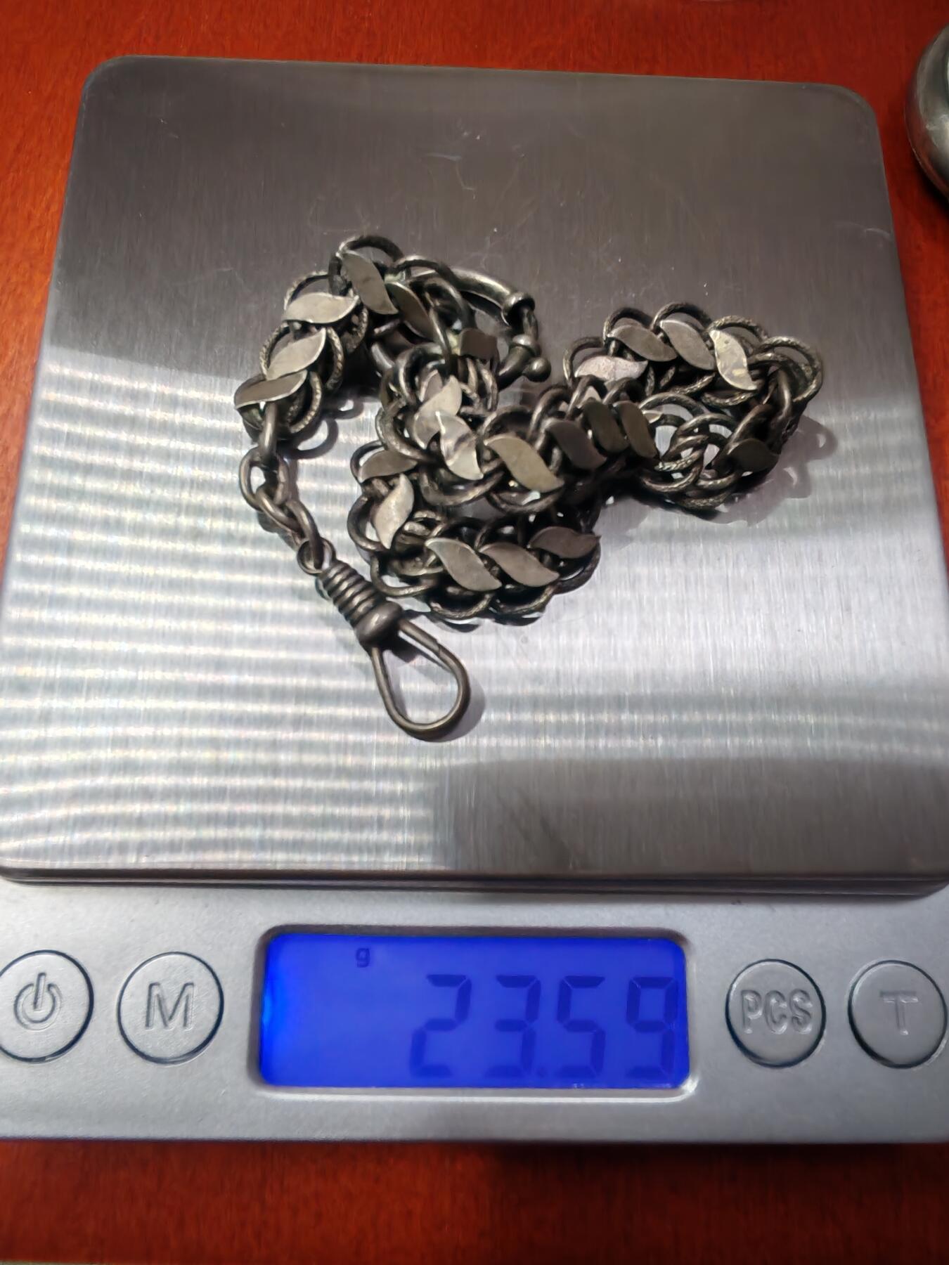 长老汇龙年精选第二十七场拍卖 荷兰古董银怀表+银表链+银边青花瓷牌，重量57,52克+23.59克+26.72克，怀表内盖有银标和编号，怀表已经不能走了