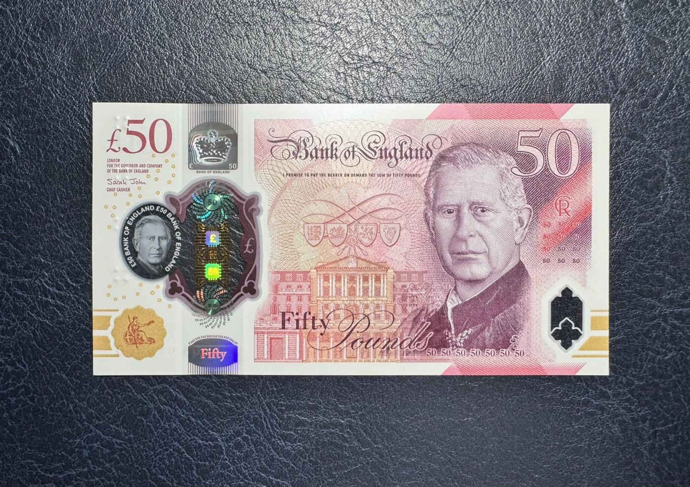 收藏联盟Quantum Auction 第372期拍卖  英国2025年50镑 品相全新UNC AJ冠 查理三世国王