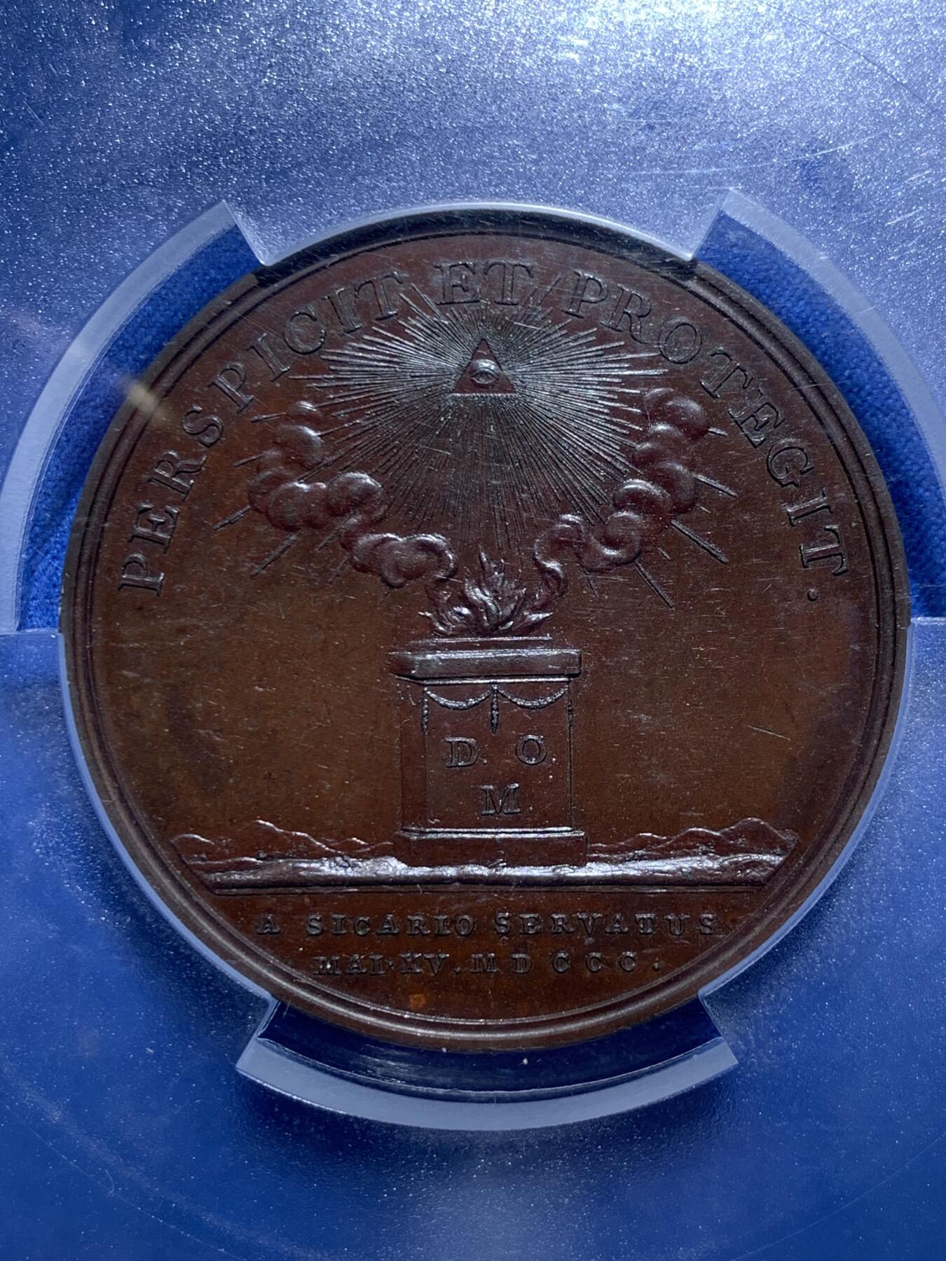 《竞宝斋》第302场- 周日，周一，周二  3场连拍 （全场包邮） PCGS SP63 英国 1800年 国王乔治三世遇刺生还铜章 高浮雕巧克力色 全视之眼