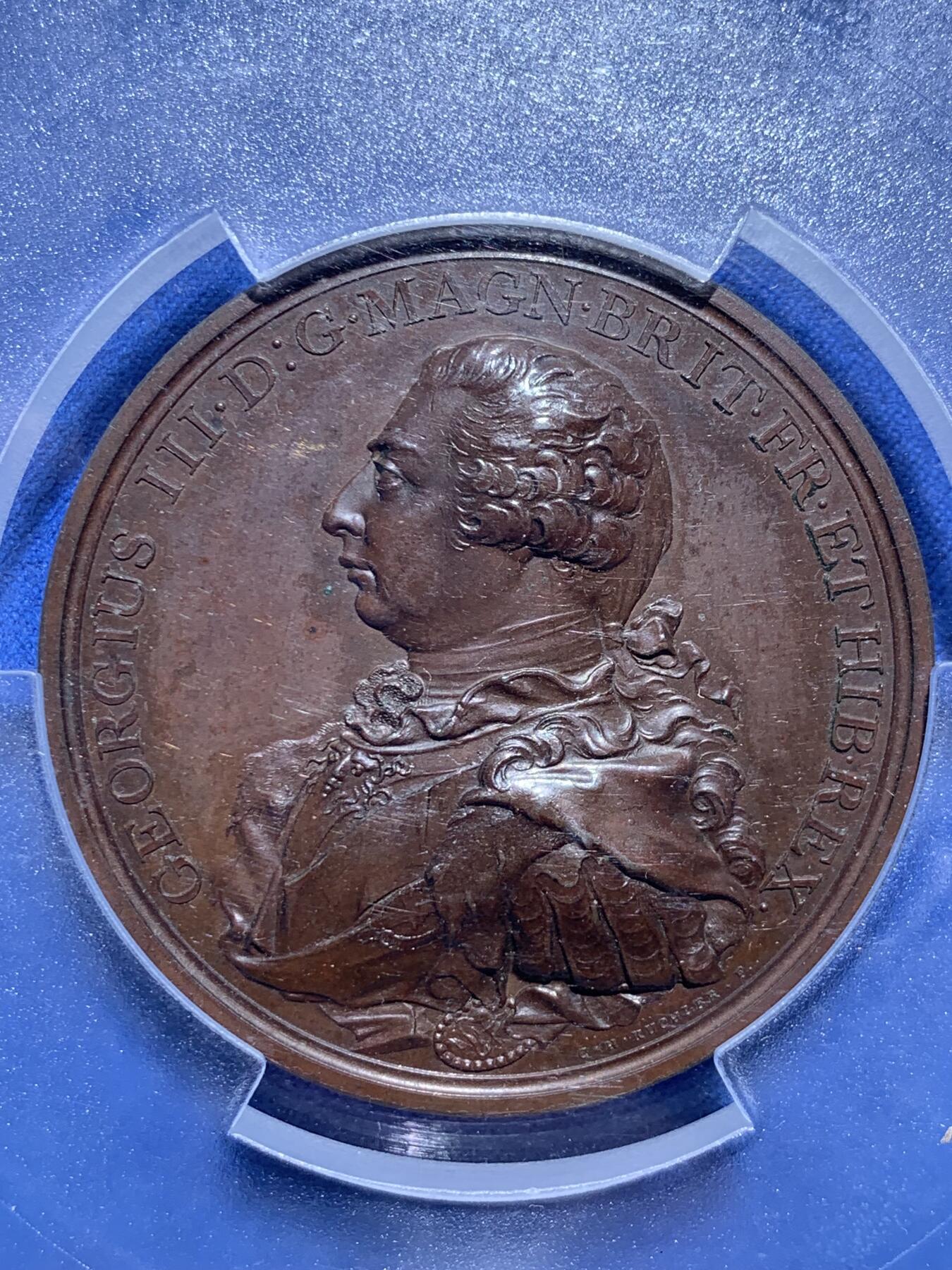 《竞宝斋》第302场- 周日，周一，周二  3场连拍 （全场包邮） PCGS SP63 英国 1800年 国王乔治三世遇刺生还铜章 高浮雕巧克力色 全视之眼