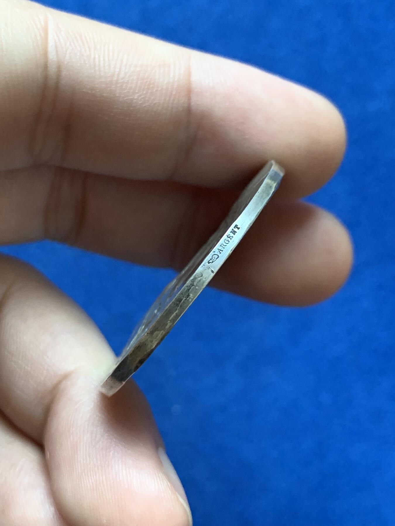 《竞宝斋》第301场 竞宝斋自有渣渣专场- 周日，周一，周二  3场连拍 （全场包邮） 法国 1900年左右 警察总署  戎装玛丽安娜 银章 罗蒂作品 丰饶角 950银银标
