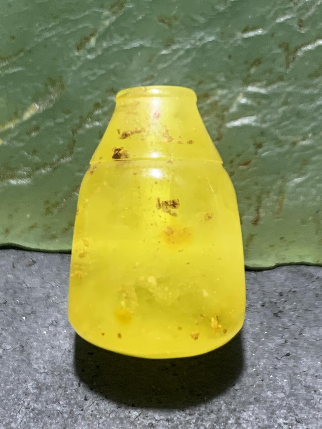 天然乌克兰蜜蜡一体佛头三通一个