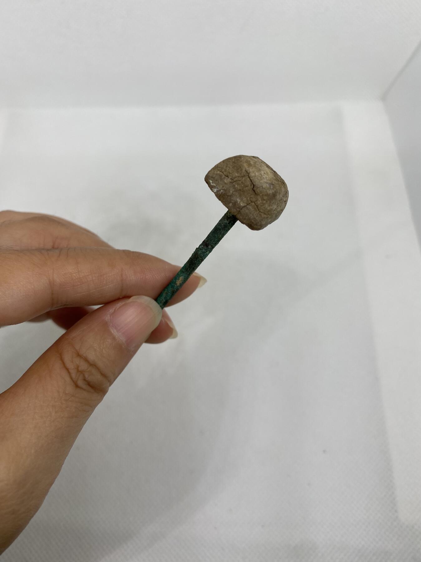 明代铜簪子，尺寸14.2厘米，品相如图，200包快递