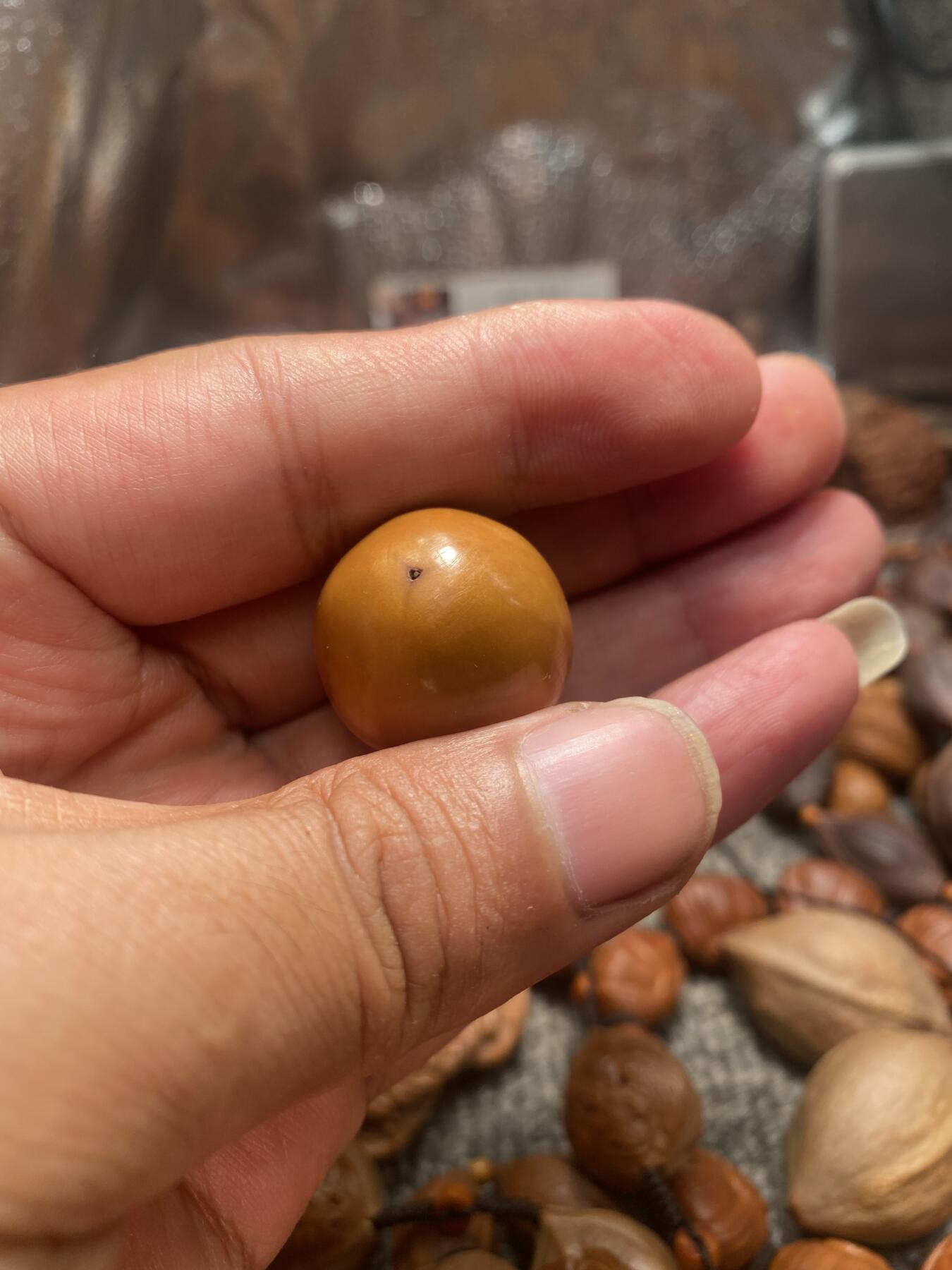 苏工核雕放漏价 福利苏工核雕纯手工三通，核界之天花板级，个性立体非市场通货，尺寸2。36x2.9喜欢的来