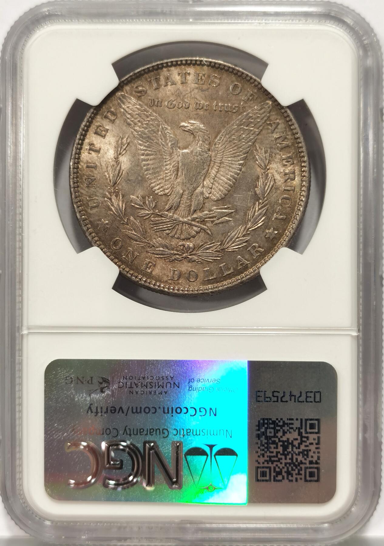 博洋堂“长夏未央”8月精品专场暨第089期（全场包邮） NGC MS63 美国1882年摩根银币，费城版无厂标。该年费城版相对少见。双面五彩包浆