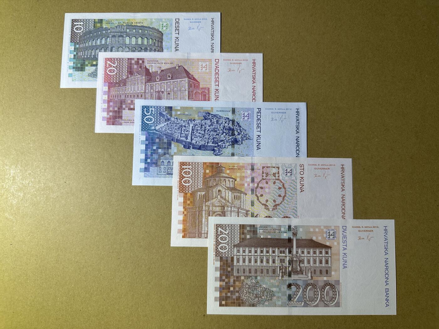 《张总收藏》165期-周日外币超精品 克罗地亚10、20、50、100、200库纳5张 UNC 2012年