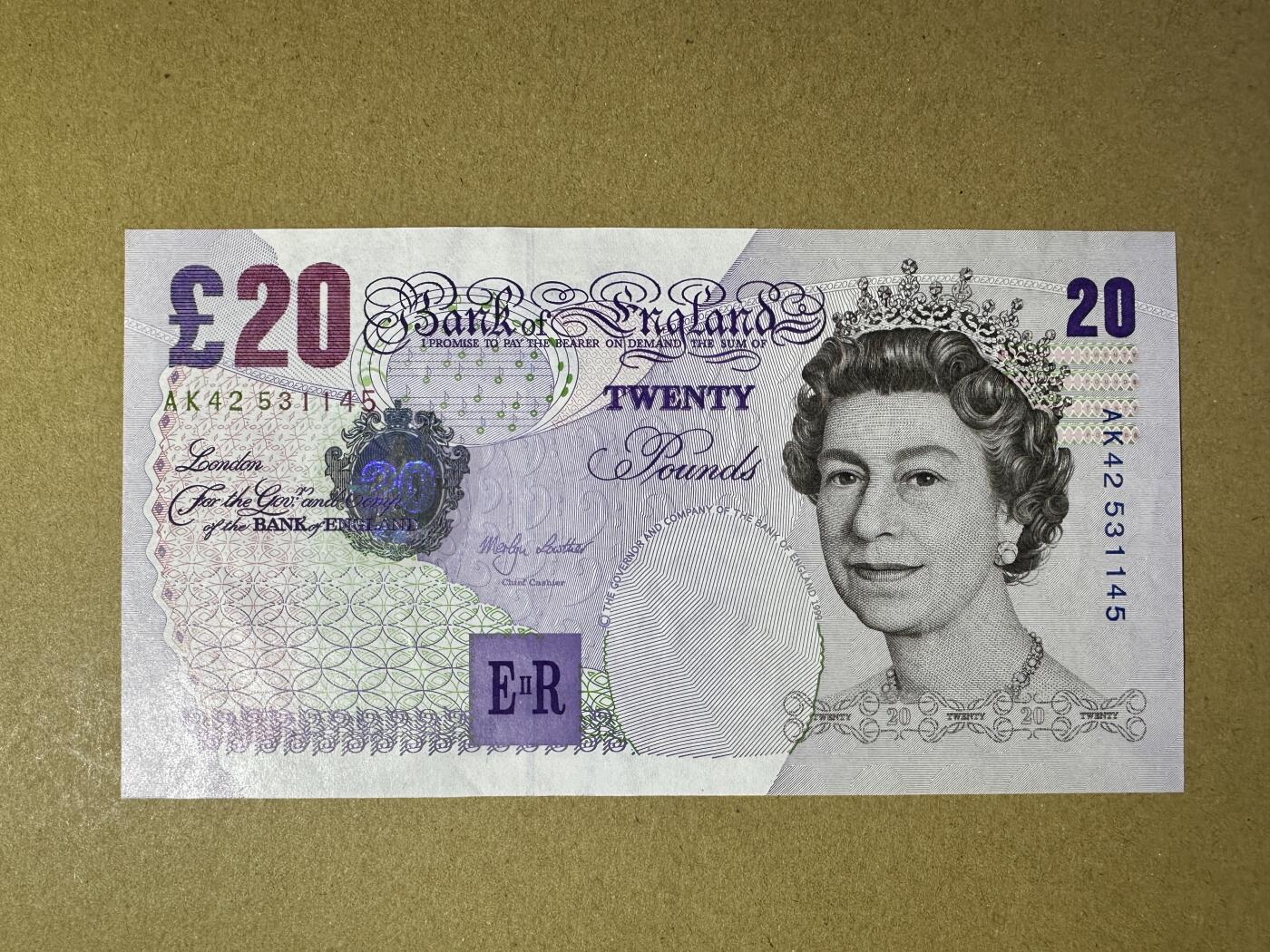 《张总收藏》165期-周日外币超精品 英格兰20镑 UNC E序列再版女王 首签