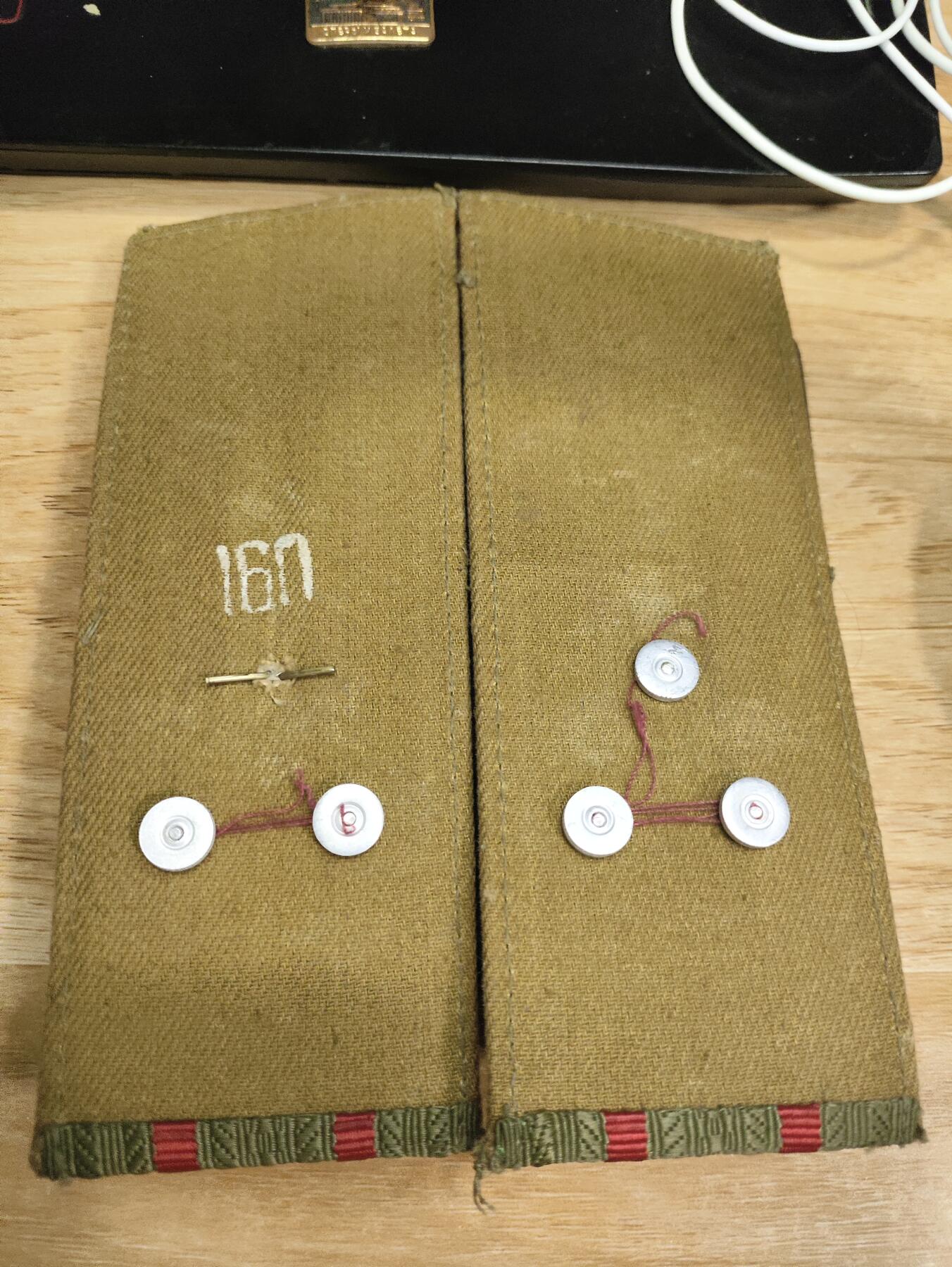 仁孝堂徽章红藏拍卖(第六场) 苏联库存 M69步兵上校常服肩章