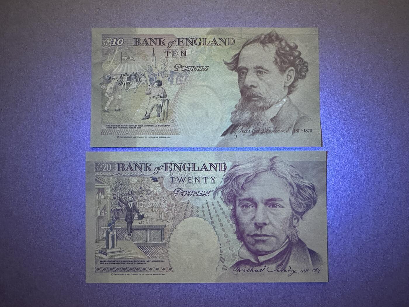 《张总收藏》165期-周日外币超精品 英格兰10、20镑2张 UNC E序列皇冠版 局部荧光 无4尾5同号 尾88