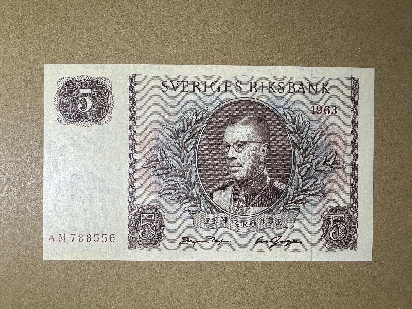 《张总收藏》165期-周日外币超精品 瑞典5克朗 UNC 1963年 无4