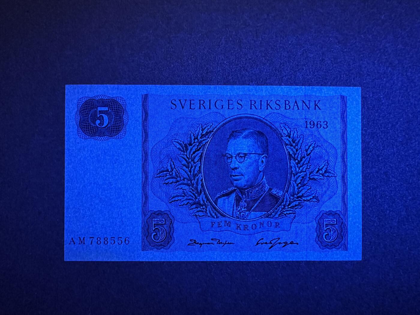《张总收藏》165期-周日外币超精品 瑞典5克朗 UNC 1963年 无4