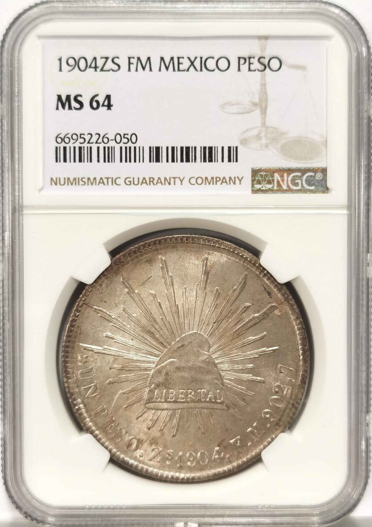 博洋堂“长夏未央”8月精品专场暨第089期（全场包邮） NGC MS64 墨西哥1904年ZS FM直边鹰洋，较稀少的直边版别，数量少于后期花边。此枚原光原味，细节压印清晰，64分并列冠军分，是直边鹰洋填空必备的版别