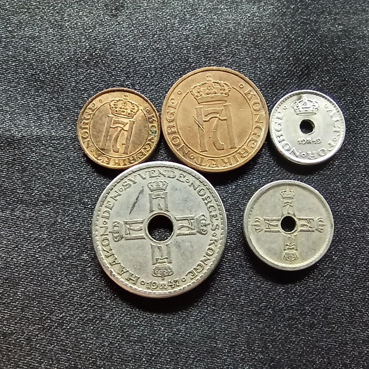 邮泉阁限时拍卖第十四场 各国硬币专场（拍卖结束后请付邮费，存留时间过长需全部邮寄） 挪威哈康七世国王5枚