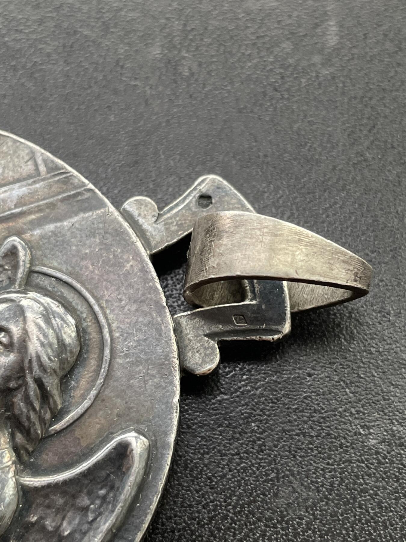 「木头集藏」章牌专场-第46期 法国宗教洗礼大银章  直径：50 mm，55.6 g，少见银章。