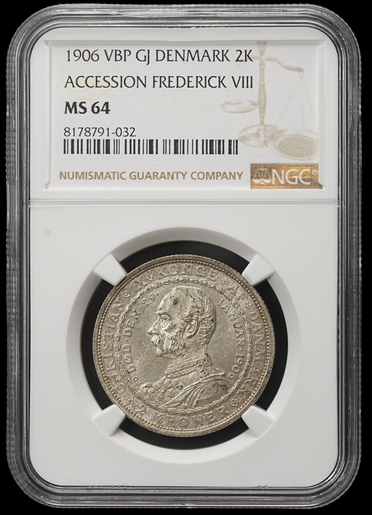修遠堂世界钱币第三十八期 全场包邮 NGC MS64 1906年丹麦国王更迭纪念2克朗银币 阴阳面包浆一面灰彩一面重焦糖彩